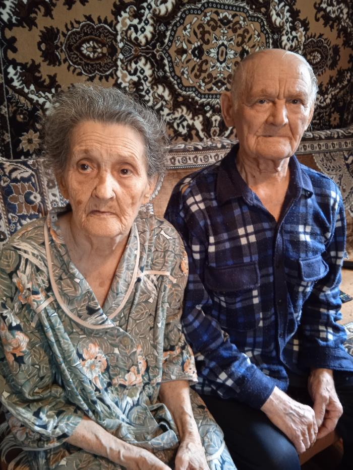 Жить 61 год. Полвека вместе вы прожили. Полвека вместе. Николая женой прожили вместе 62 года.